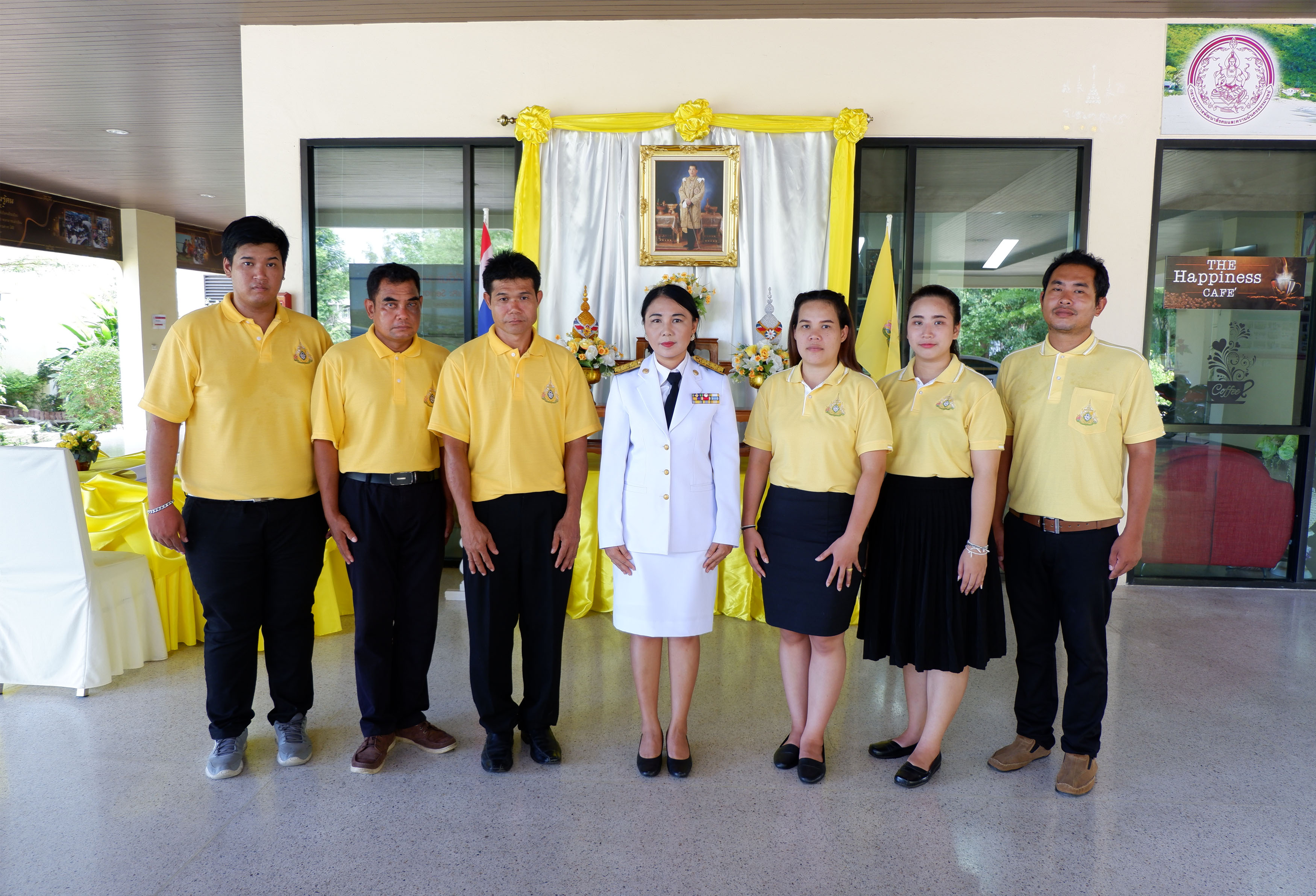 พิธีลงนามถวายพระพรชัยมงคลสมเด็จพระเจ้าอยู่หัว เนื่องในโอกาสพระราชพิธีบรมราชาภิเษก พุทธศักราช ๒๕๖๒