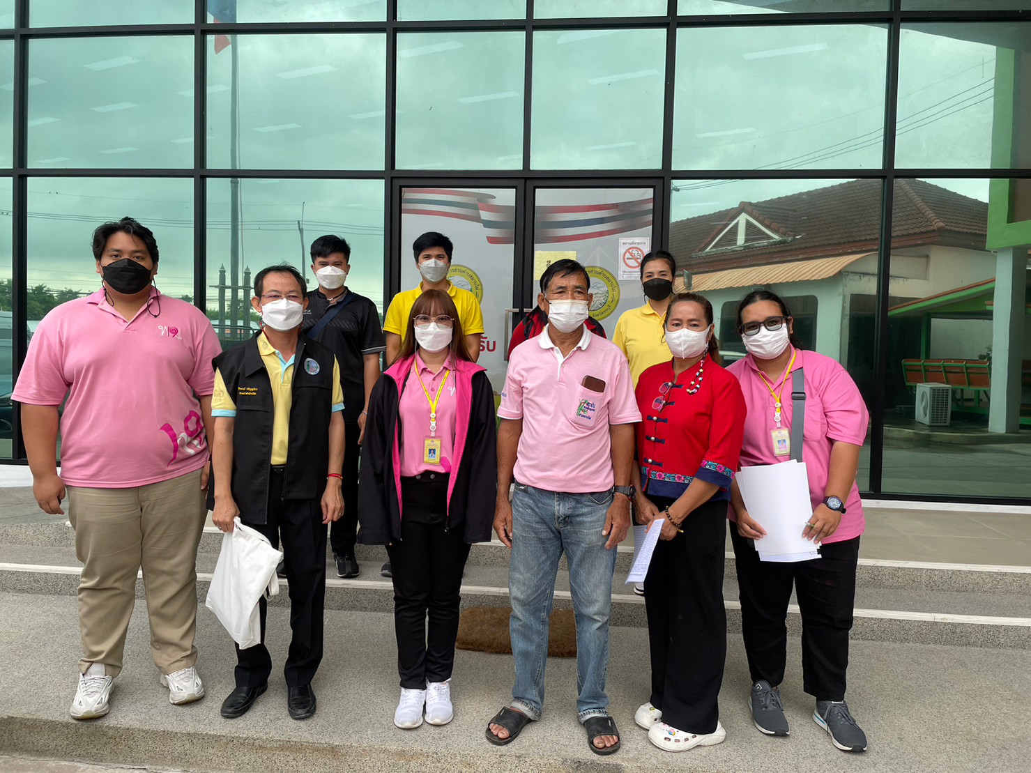 ลงพื้นที่เก็บข้อมูลครัวเรือนกลุ่มเปราะบาง ตำบลมาบไผ่ อำเภอบ้านบึง จังหวัดชลบุรี