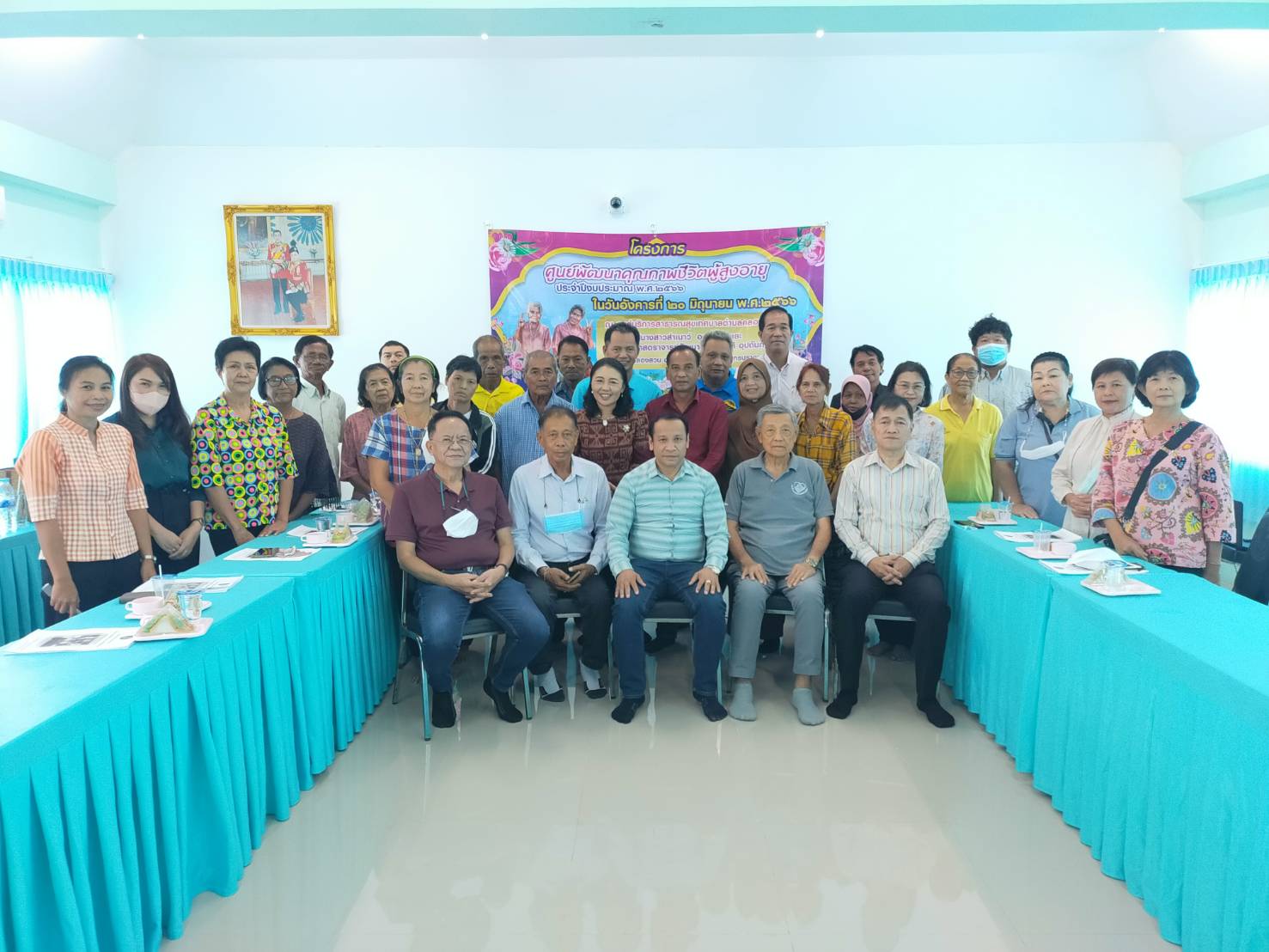 บันทึกข้อตกลงความร่วมมือ (MOU)  ระหว่าง ศร.ผส. และเทศบาลตำบลคลองสวน เพื่อขับเคลื่อน ศพอส.